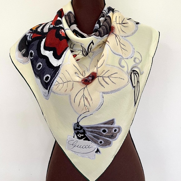 New Gucci Logo Kris Knight Butterfly Flora Yellow Silk Scarf with Gucci Gift Box - Picture 1 of 13